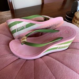 Juicy Couture sandal sz 7 wedge platform flip flops pink green white stripes